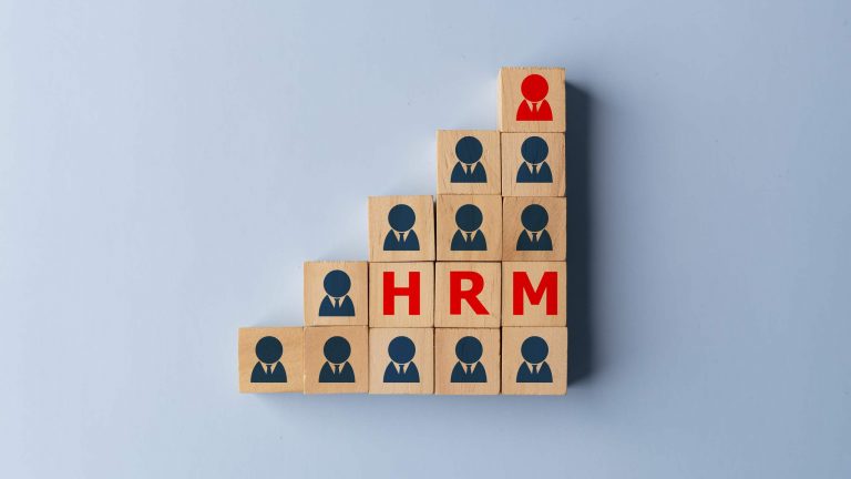 How to Successfully Onboard New Staff: Effective Employee Onboarding